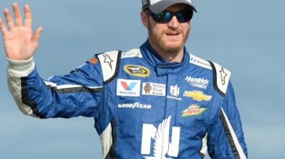 NASCAR’s Dale Earnhardt Jr. to donate brain to concussion research