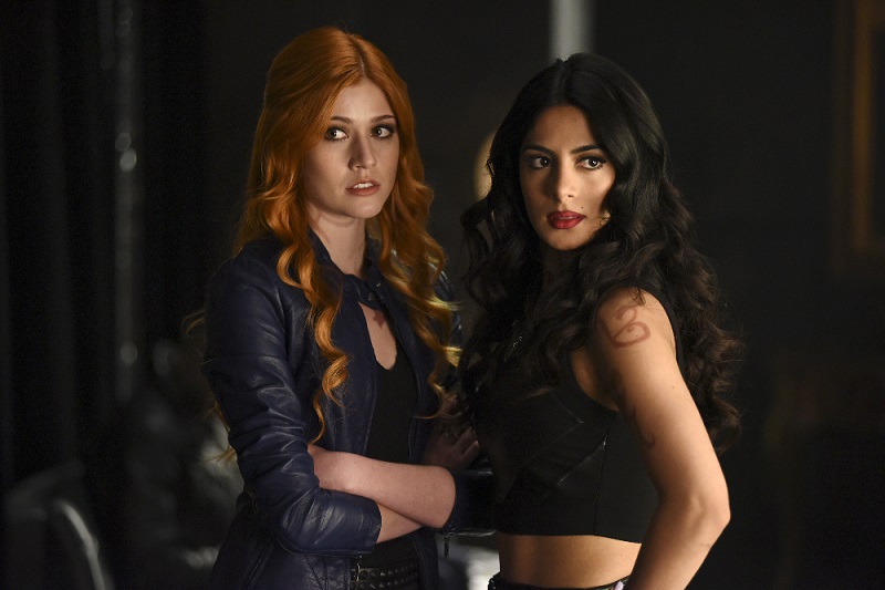 KATHERINE MCNAMARA, EMERAUDE TOUBIA